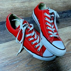 Cleaning out my closet. Nice converses. Perfect for Christmas!